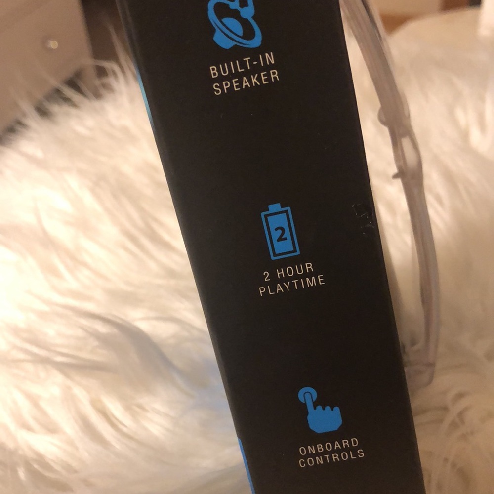 Brookstone AudioShades - Picture 3 of 3